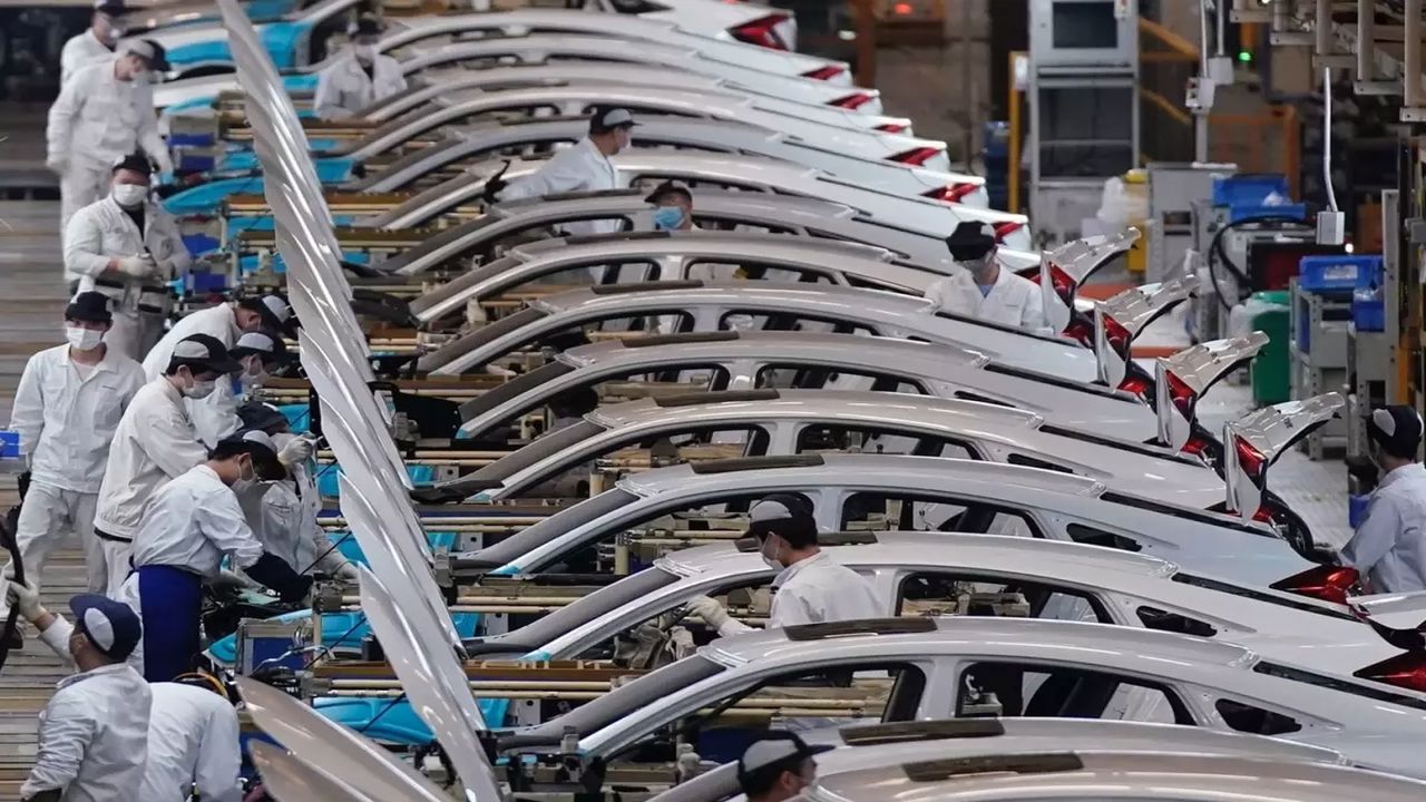 Otomotiv devinden Çin’de ikinci erteleme kararı